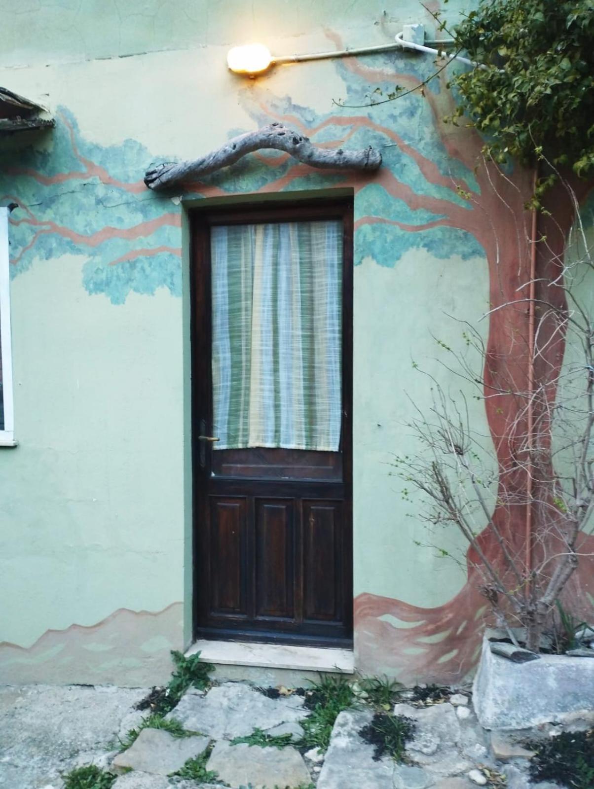 Country Living School Vendégház Làconi Kültér fotó
